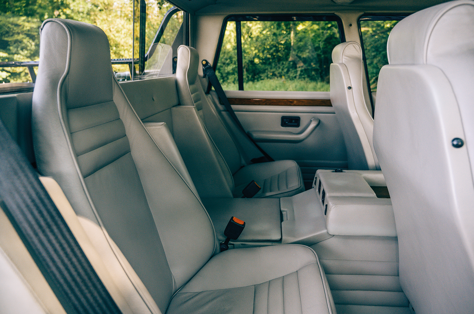 Classic & Sports Car – The Lamborghini LM002: absurd yet enchanting