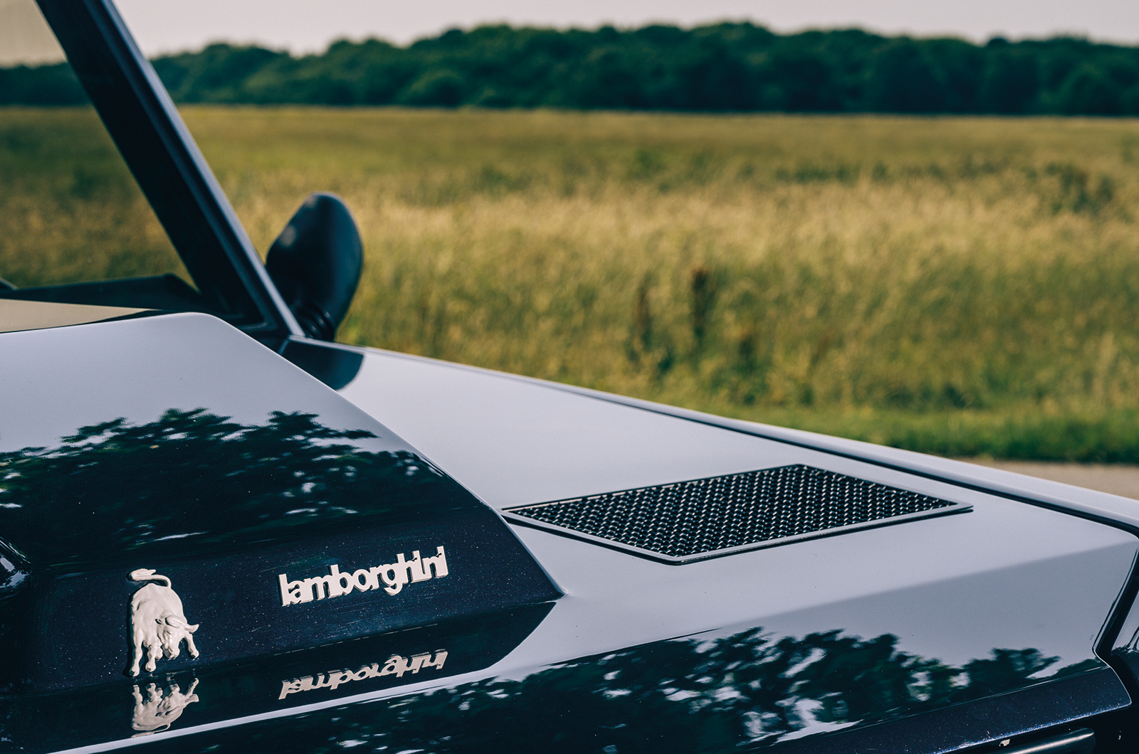Classic & Sports Car – The Lamborghini LM002: absurd yet enchanting