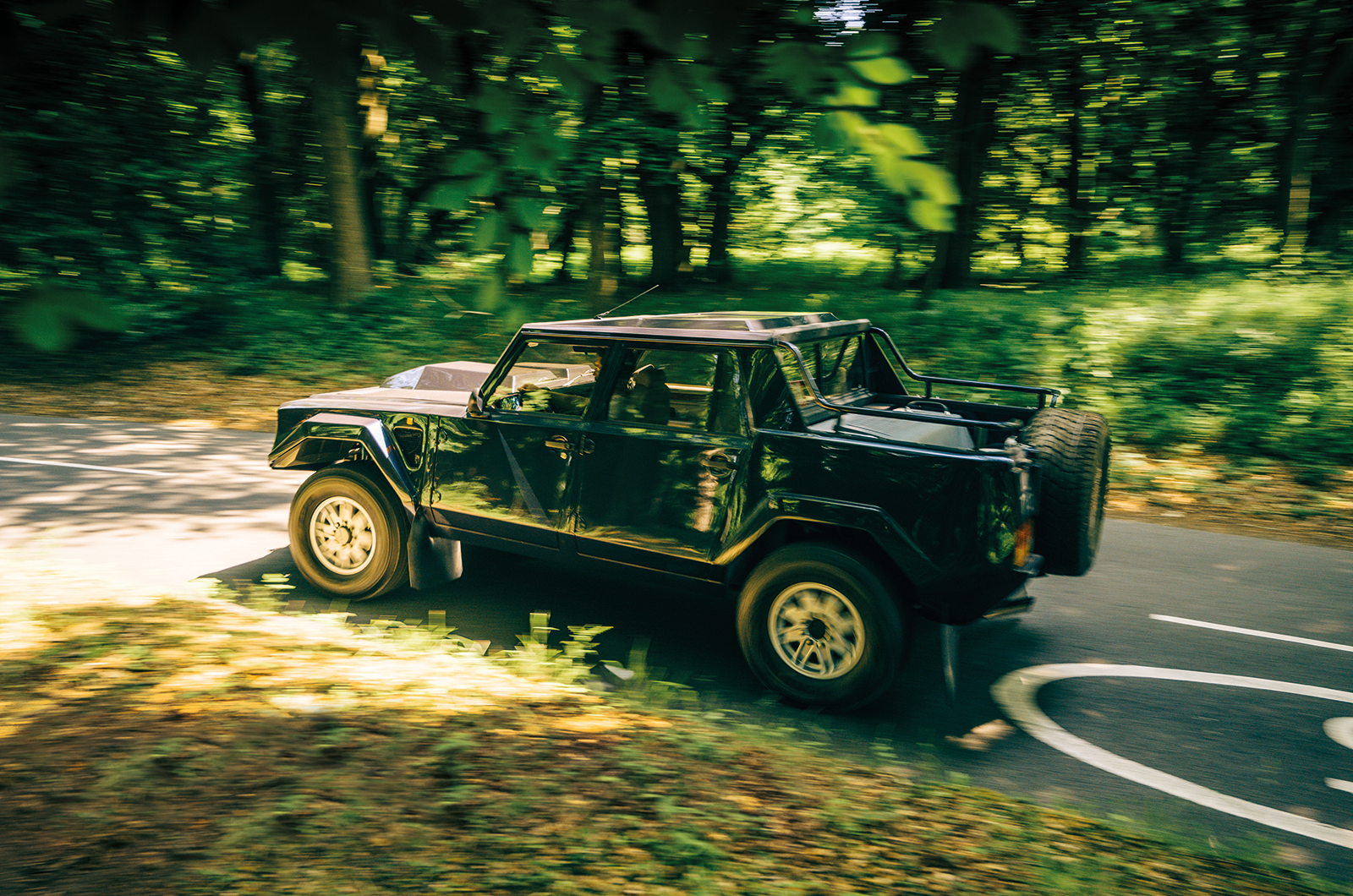 Classic & Sports Car – The Lamborghini LM002: absurd yet enchanting