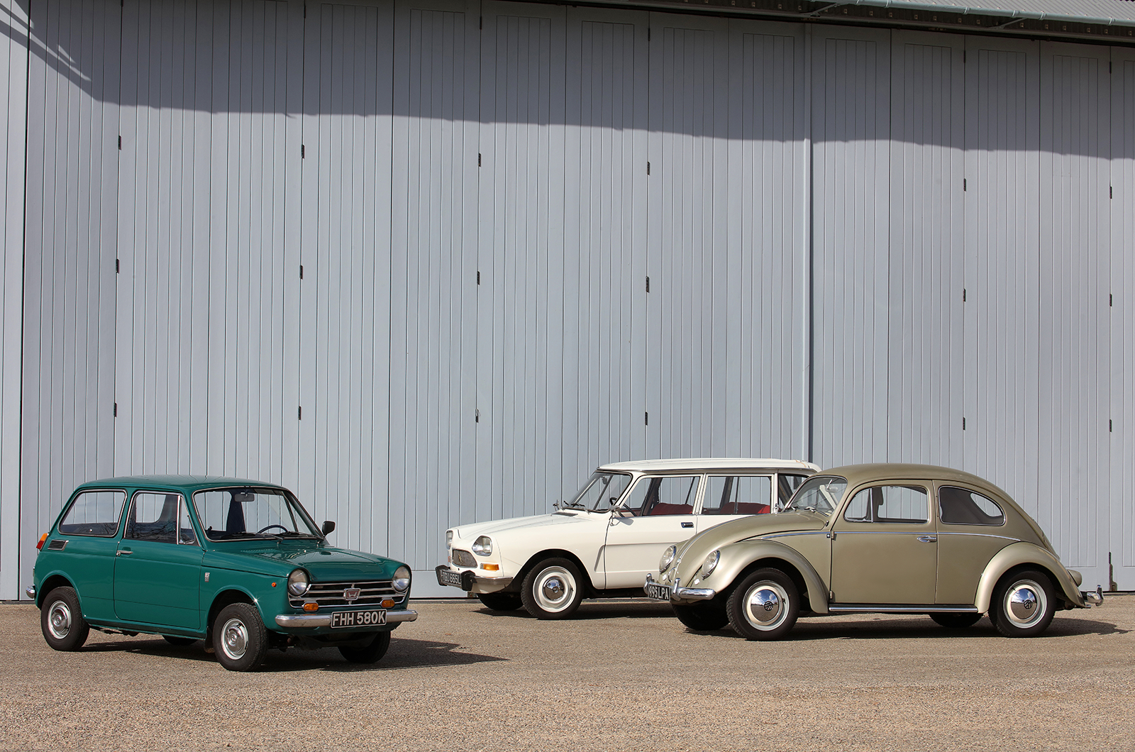 Classic & Sports Car – Love is in the air: Honda N360, Citroën Ami 8 and Volkswagen Beetle