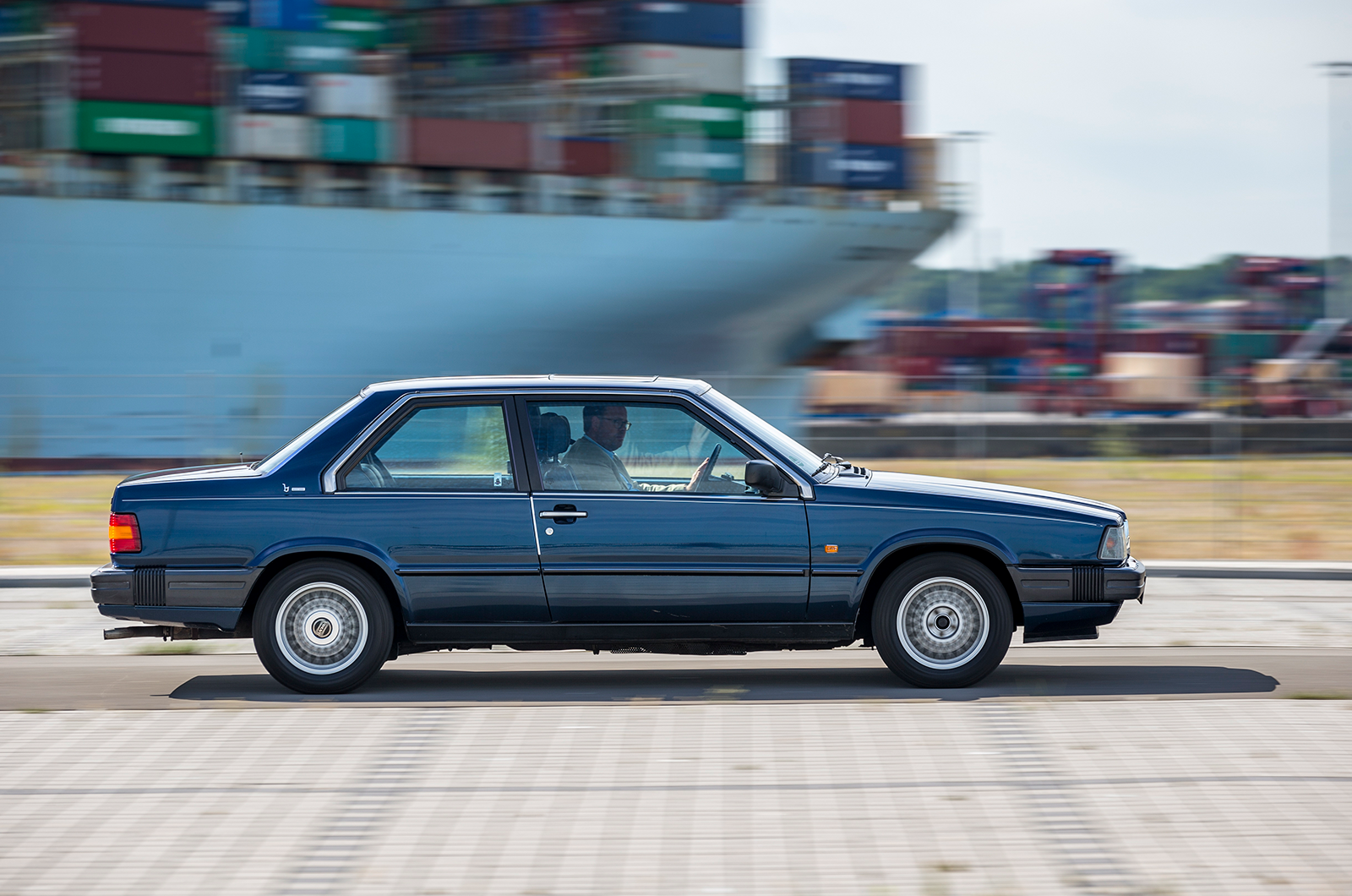 Classic & Sports Car – Cut-price cruise liners: Volvo 262 C and 780 Bertone