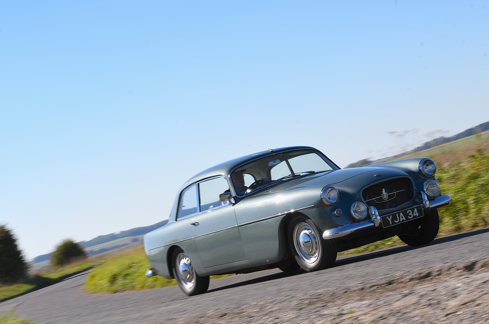 Classic & Sports Car – Transatlantic hybrids: Bristol 407, Jensen C-V8 and Gordon-Keeble GK1