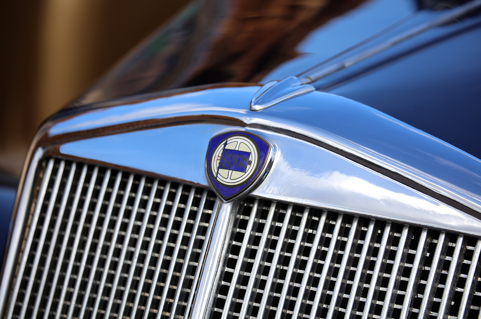 Classic & Sports Car – Going with the flow: Lancia Aprilia vs Jowett Javelin