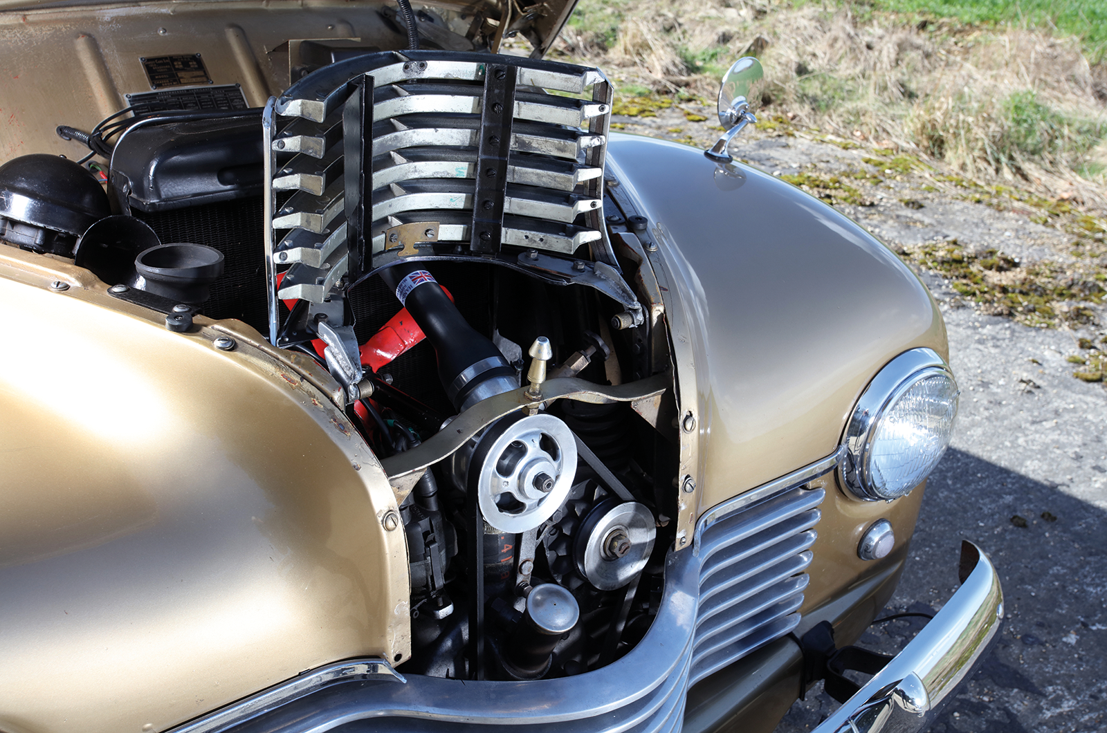 Classic & Sports Car – Going with the flow: Lancia Aprilia vs Jowett Javelin