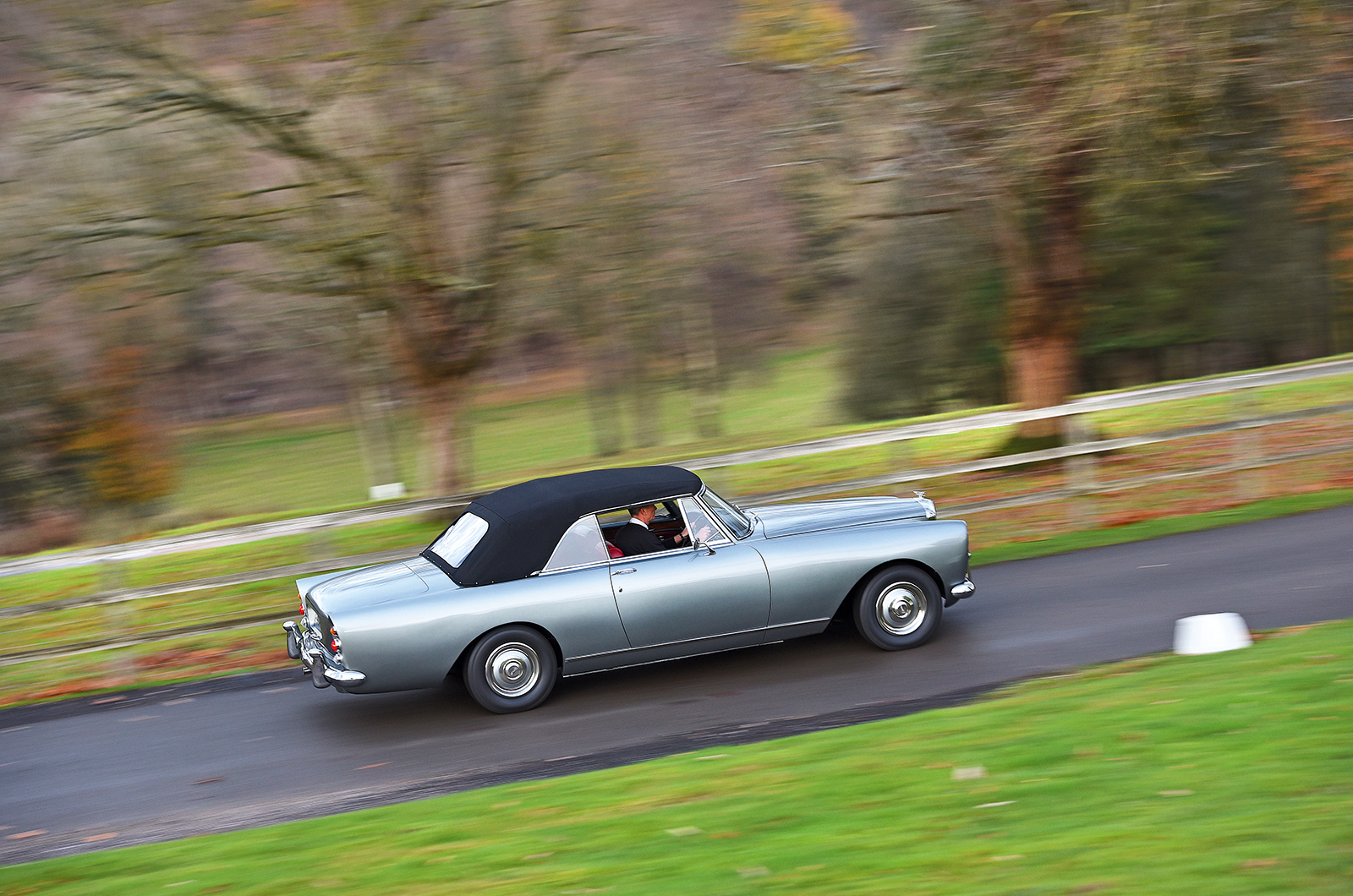 Classic & Sports Car – Perfection? This is a stunning Bentley S2 Park Ward Continental restoration