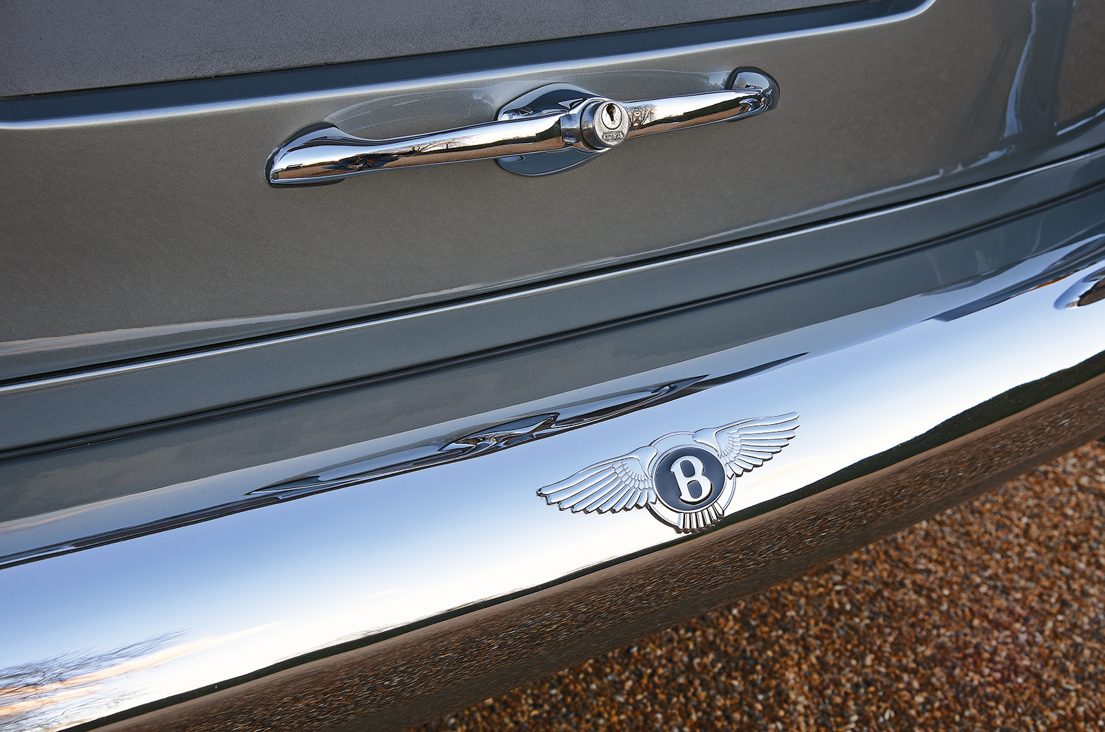 Classic & Sports Car – Perfection? This is a stunning Bentley S2 Park Ward Continental restoration