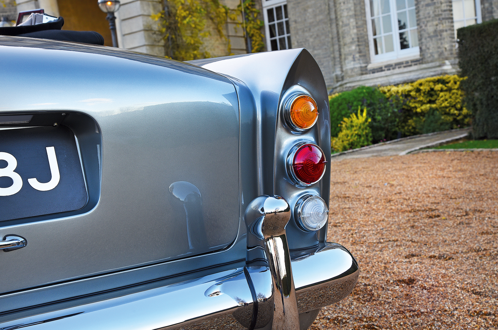 Classic & Sports Car – Perfection? This is a stunning Bentley S2 Park Ward Continental restoration