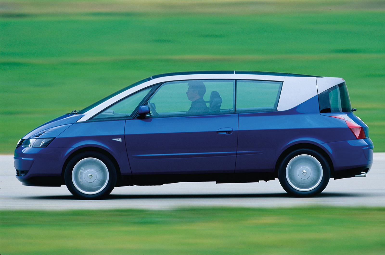 Classic & Sports Car – Matra man: meeting Philippe Guédon