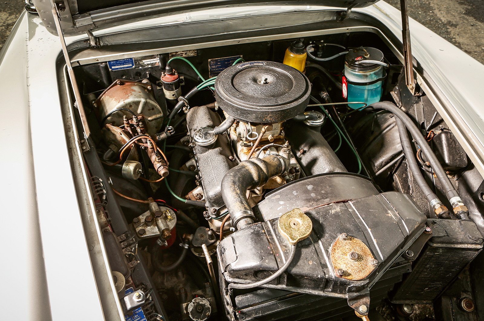 Classic & Sports Car – The art of Touring: Lancia Flaminia vs Alfa Romeo Spider