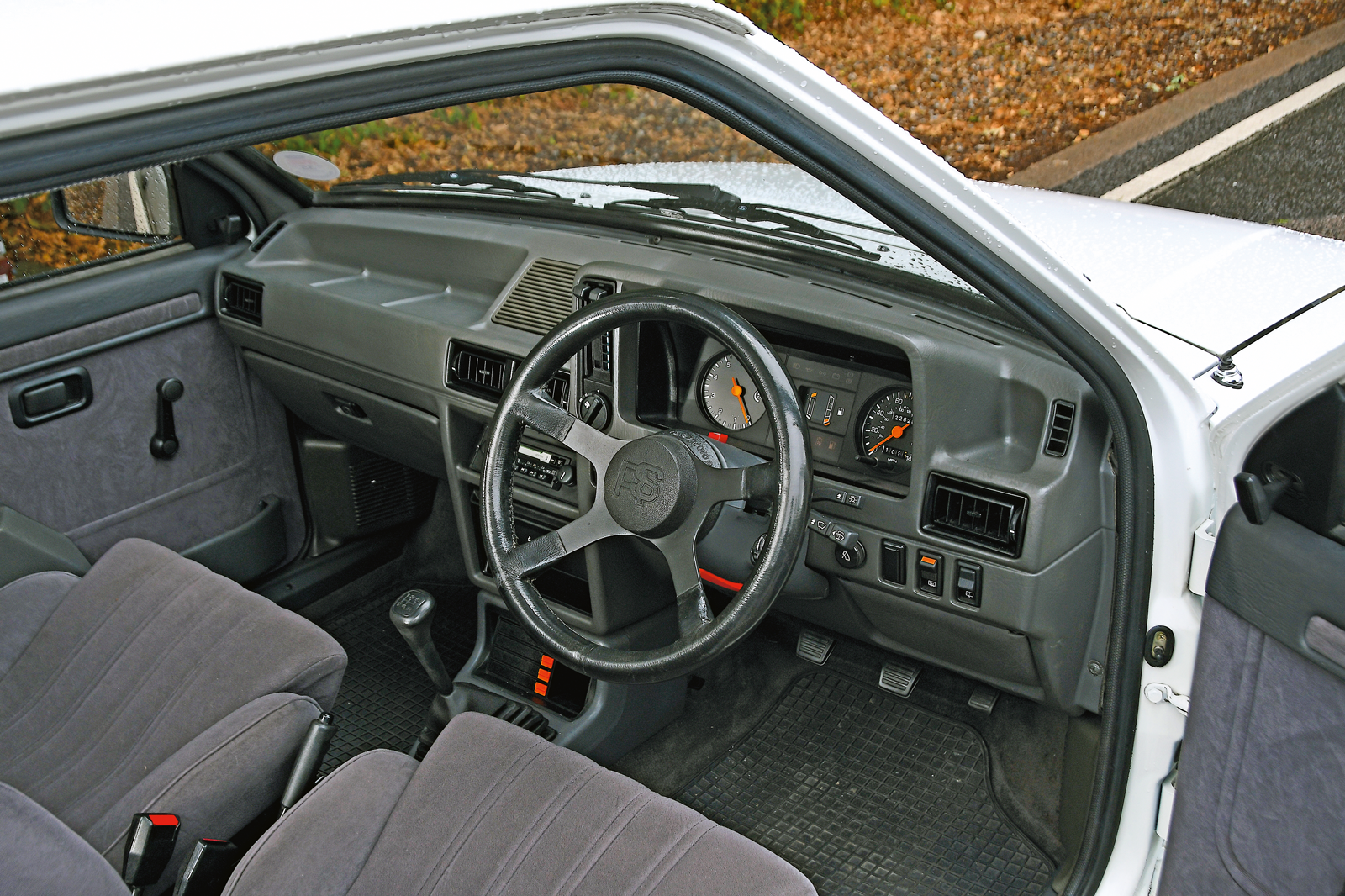 Classic & Sports Car – Blue-collar heroes: meet one man and his Ford Escort collection