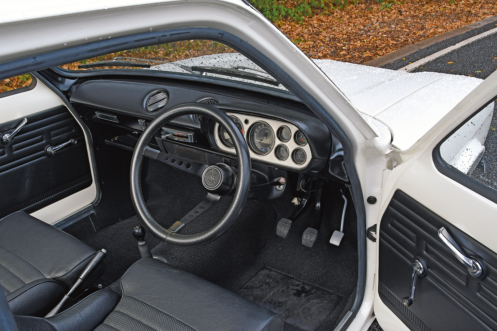 Classic & Sports Car – Blue-collar heroes: meet one man and his Ford Escort collection