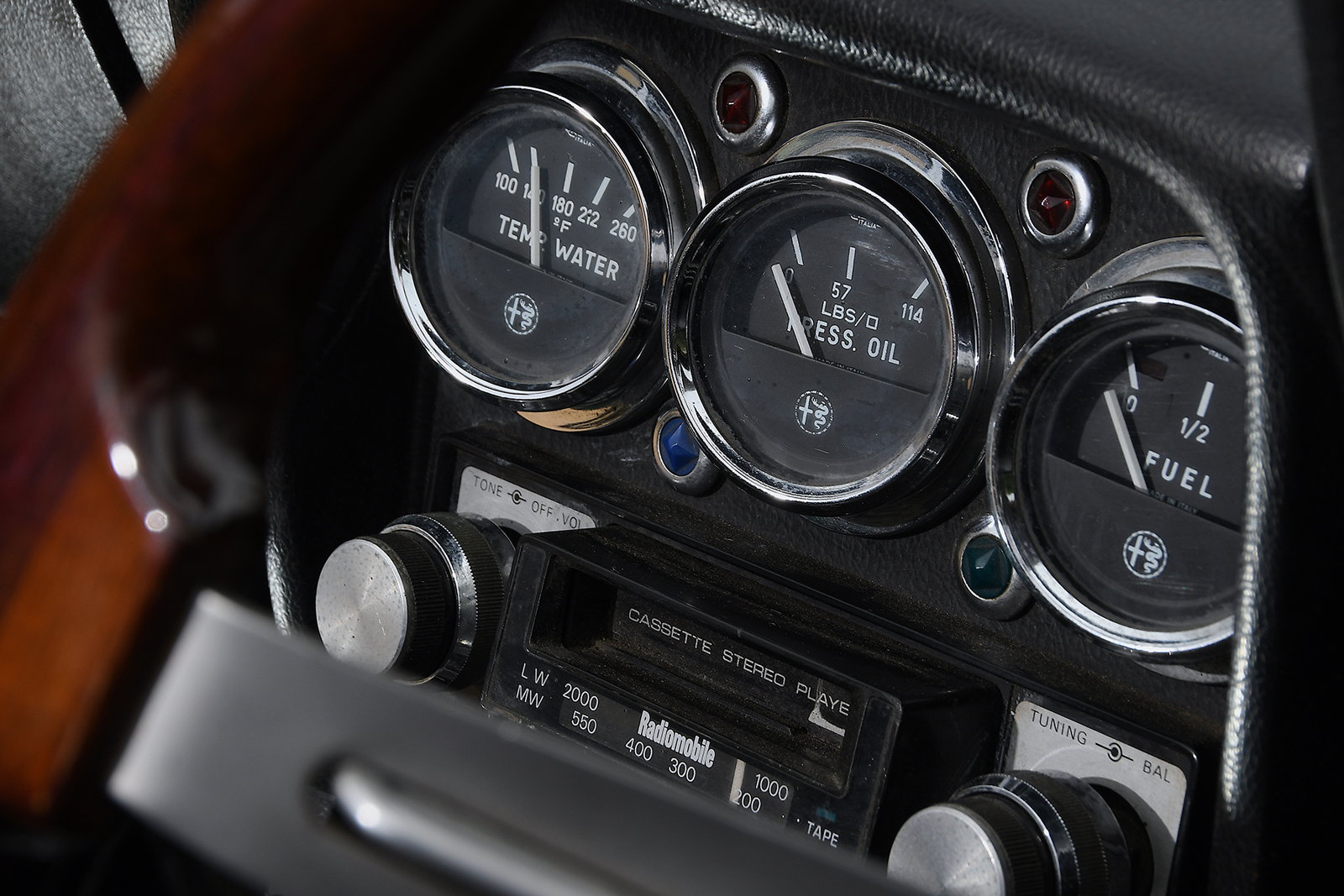 Classic & Sports Car – Recapturing a much-loved Alfa Romeo Spider