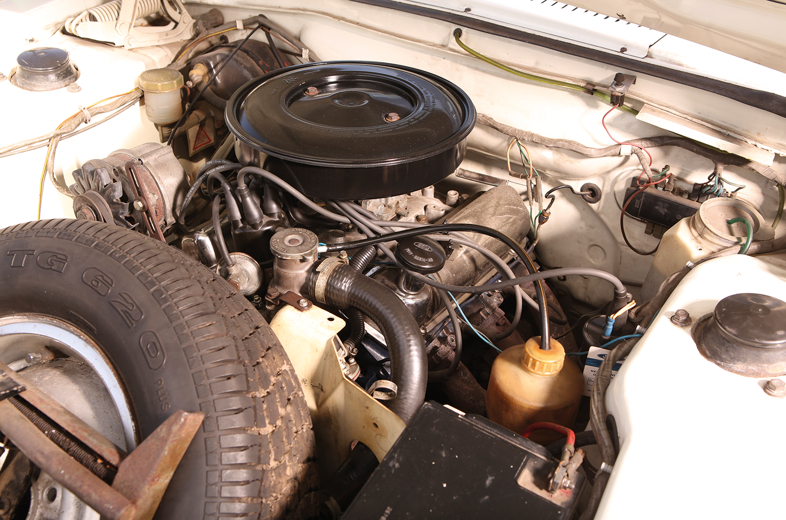 Classic & Sports Car – Battle for the boardroom: Austin 3 Litre vs Ford Executive vs Vauxhall Viscount