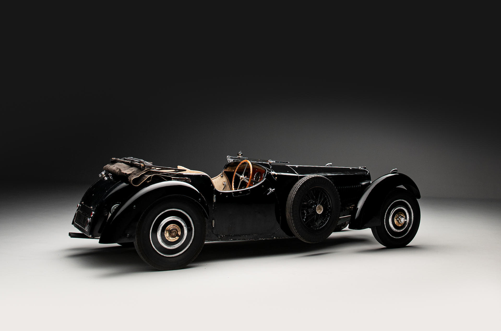 Classic & Sports Car – Bugatti Type 57S: Molsheim’s missing link
