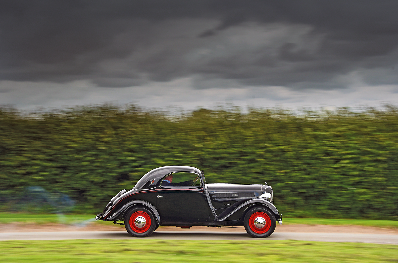 Classic & Sports Car – Dressed to deceive: Rosengart SuperSept