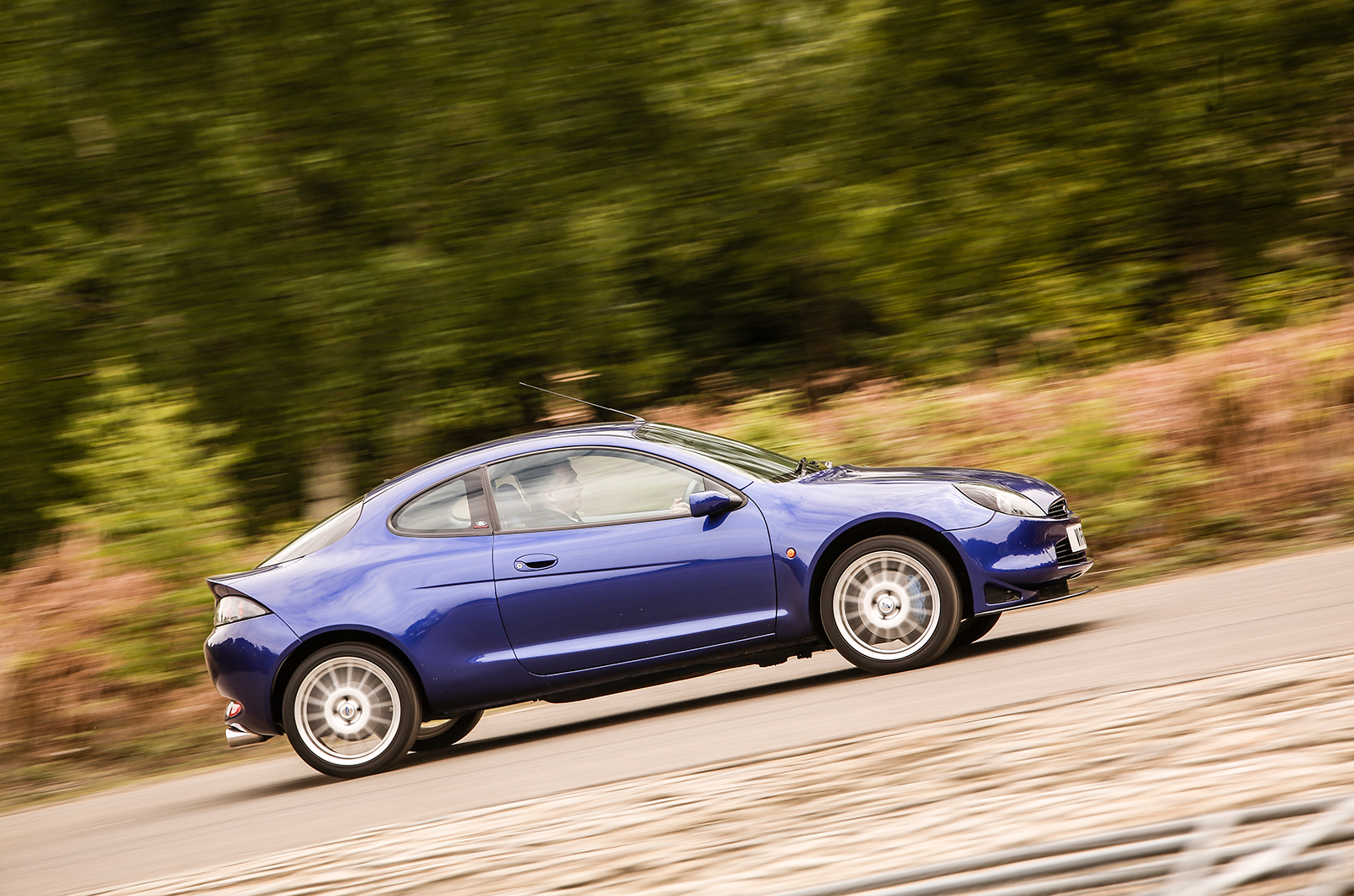 Classic & Sports Car – Feisty four-pots: Peugeot 306 Rallye vs Honda Integra Type R vs Ford Racing Puma