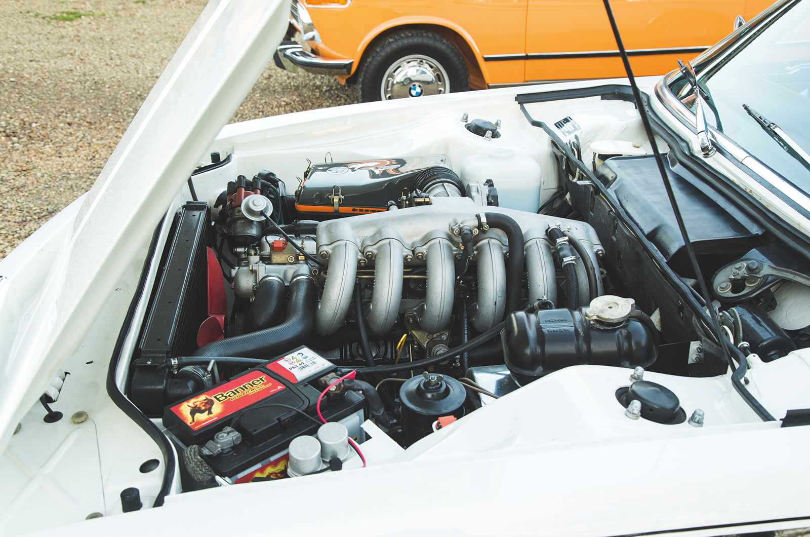 Classic & Sports Car – Putting Munich on the map: BMW 2002 and 3.0 CSL