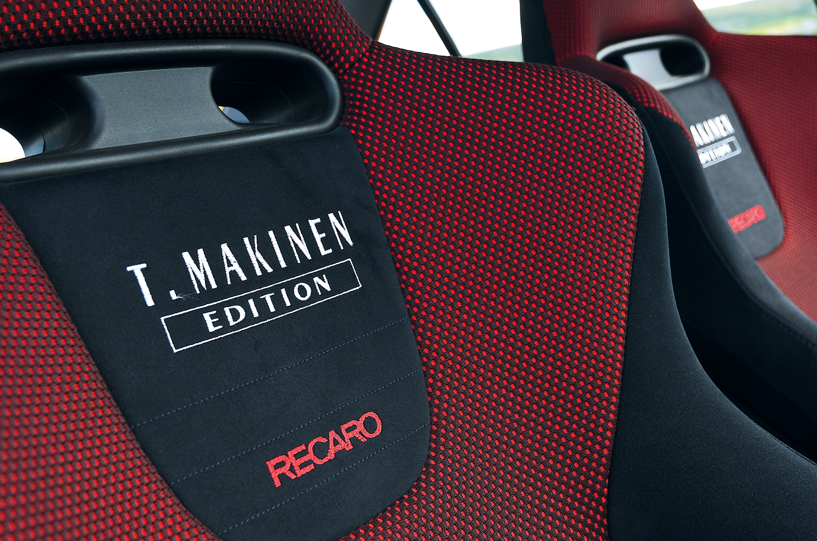 Classic & Sports Car – Signing off in style: Mitsubishi Lancer Evolution VI vs Evolution X