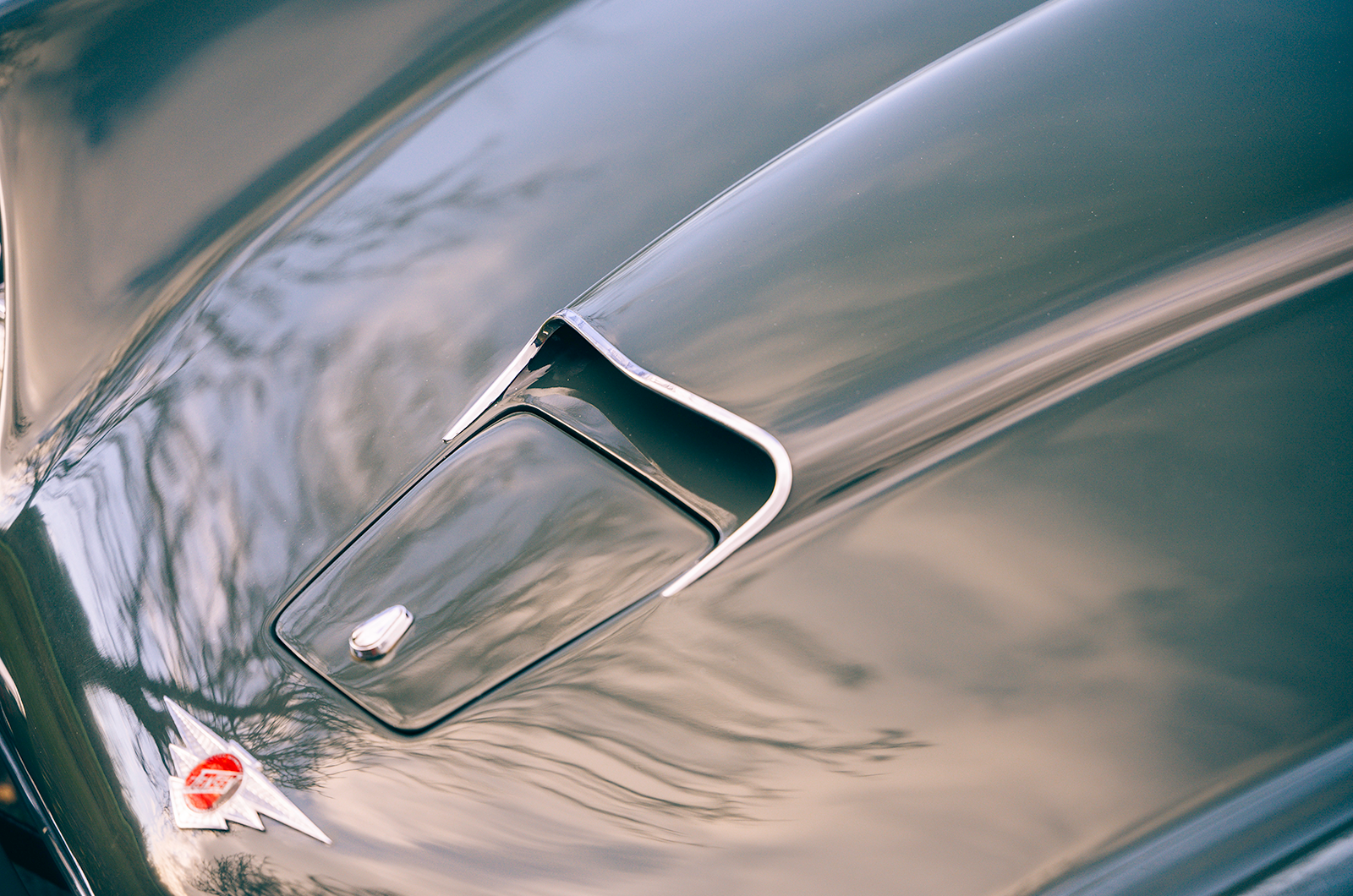 Classic & Sports Car – A missed opportunity? This is the only Jensen CV-8 convertible