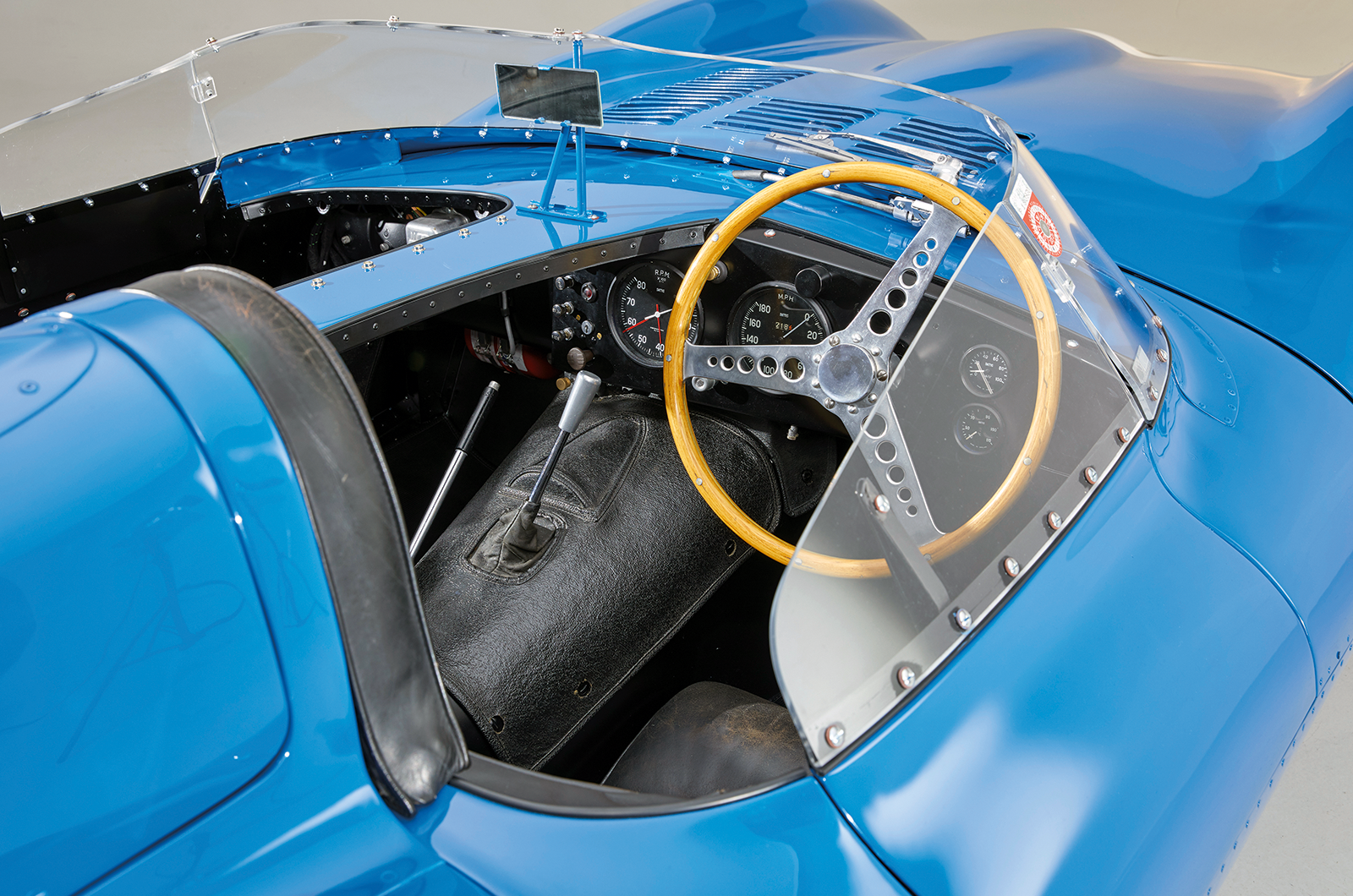 Classic & Sports Car – The hero to zero and back tale of this Jaguar D-type