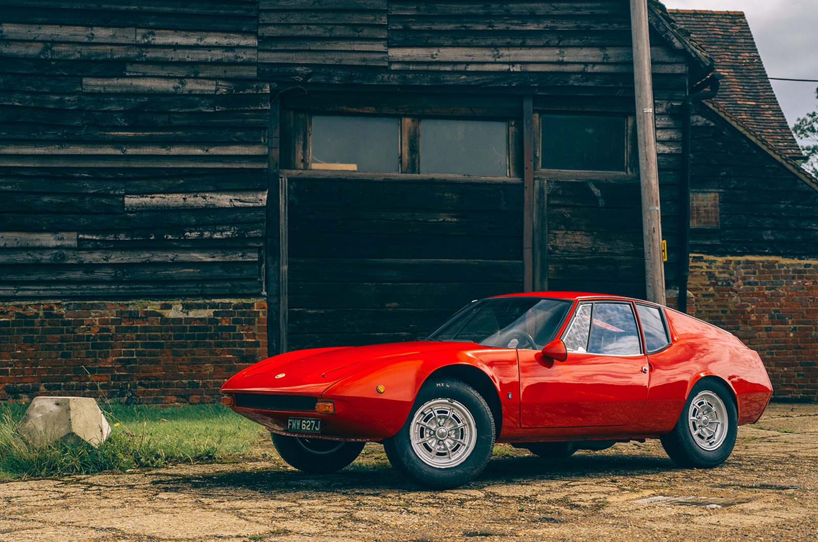 Classic & Sports Car – Lombardi Grand Prix: supercar in miniature