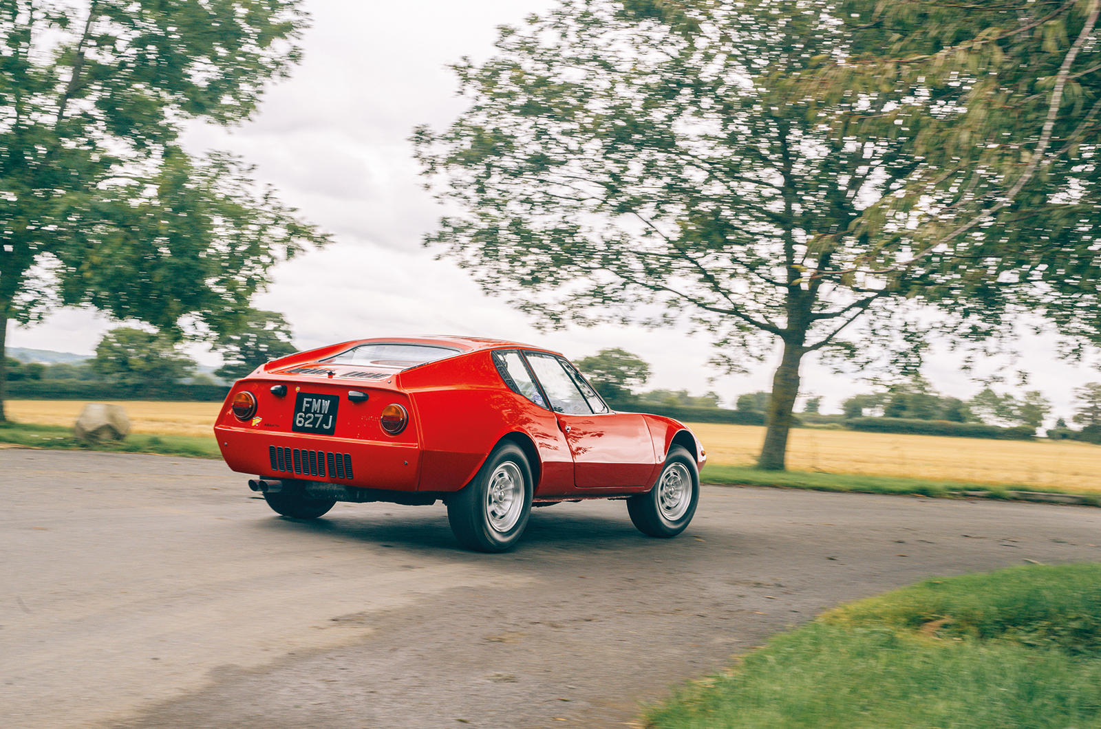 Classic & Sports Car – Lombardi Grand Prix: supercar in miniature