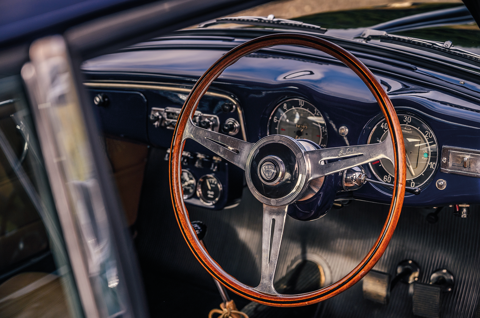 Classic & Sports Car – Grand tourer supertest: AC Aceca vs Aston Martin DB2 Vantage vs Bristol 404 vs Lancia Aurelia B20 GT