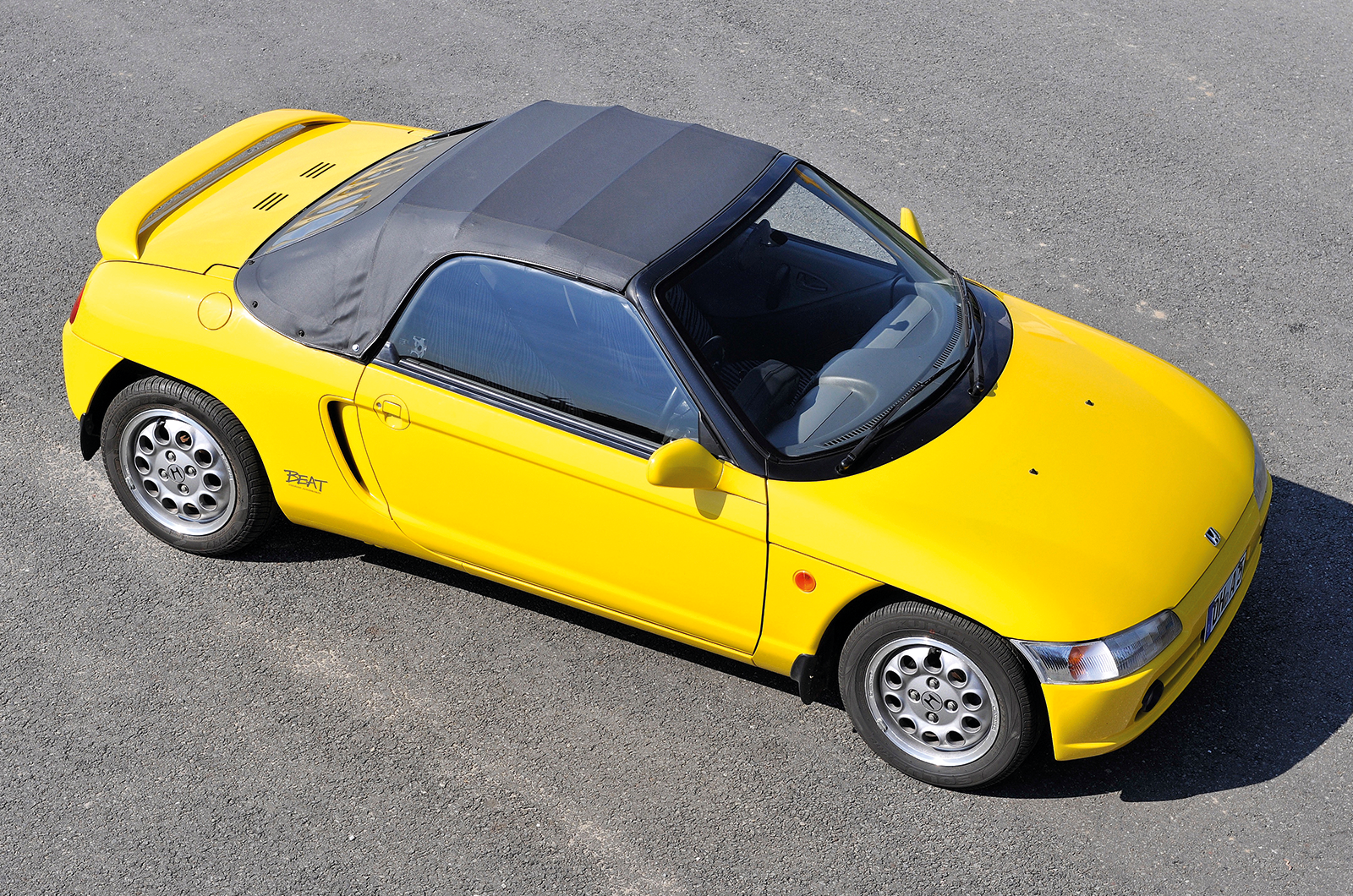 Classic & Sports Car – Tiddlers on test: Suzuki Cappuccino vs Honda Beat