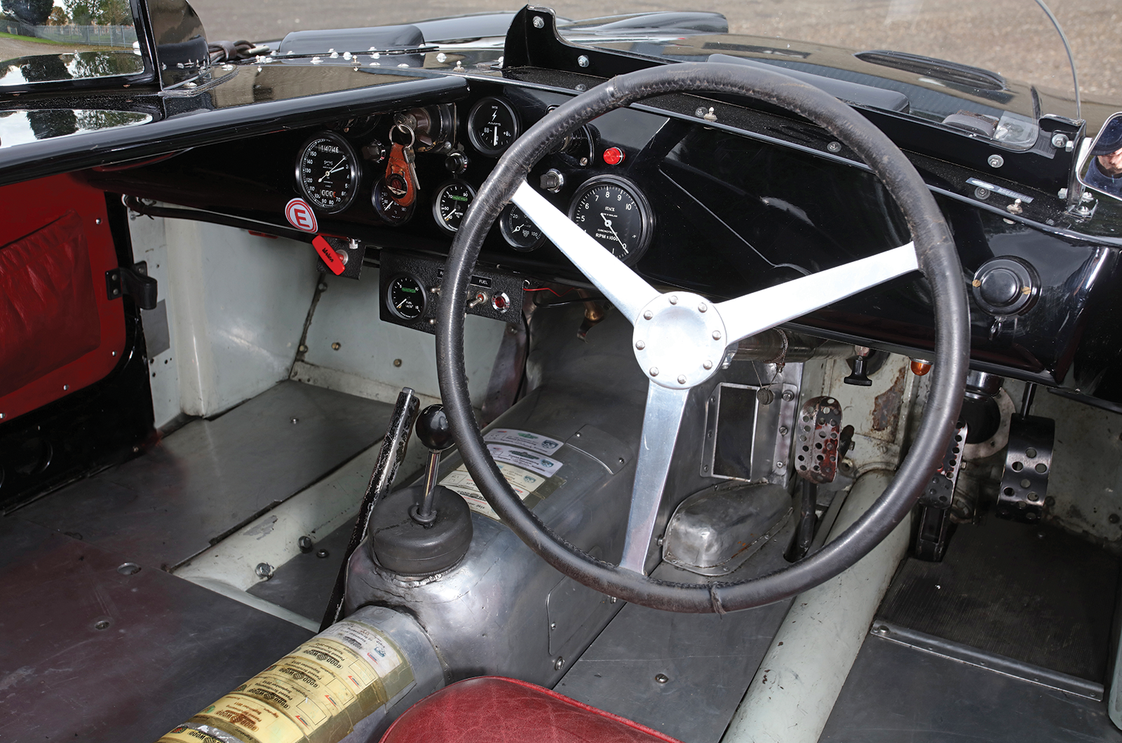 Classic & Sports Car – Aston Martin DB3: foundation for success