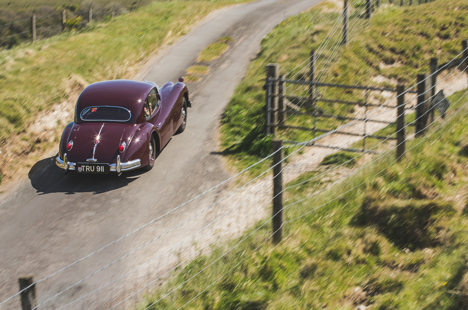 Classic & Sports Car – Restoring grandad’s Jaguar XK140