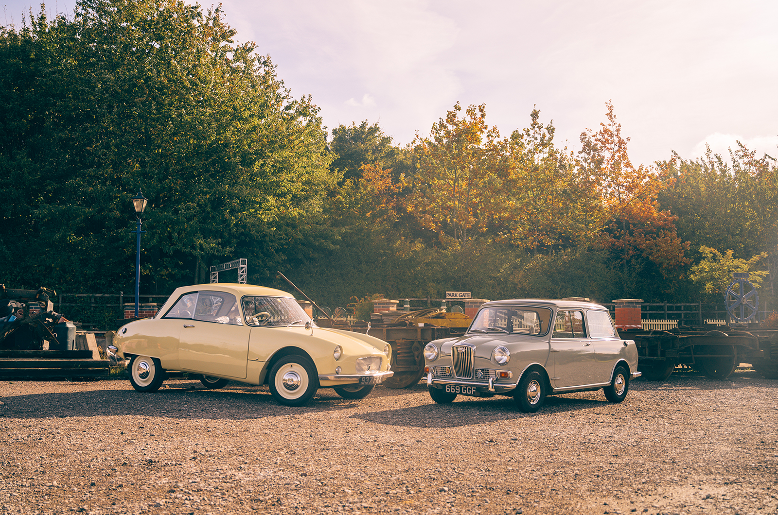 Classic & Sports Car – Wolseley Hornet vs Citroën Bijou: compacts with class