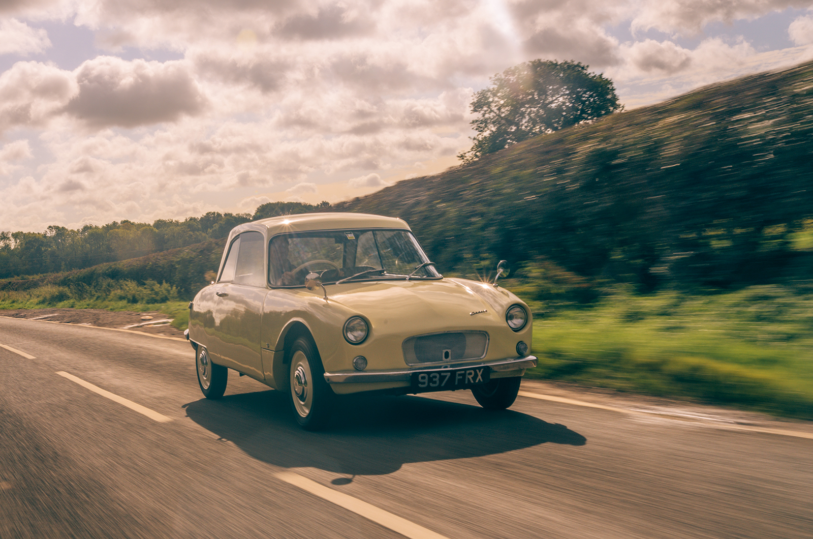 Classic & Sports Car – Wolseley Hornet vs Citroën Bijou: compacts with class