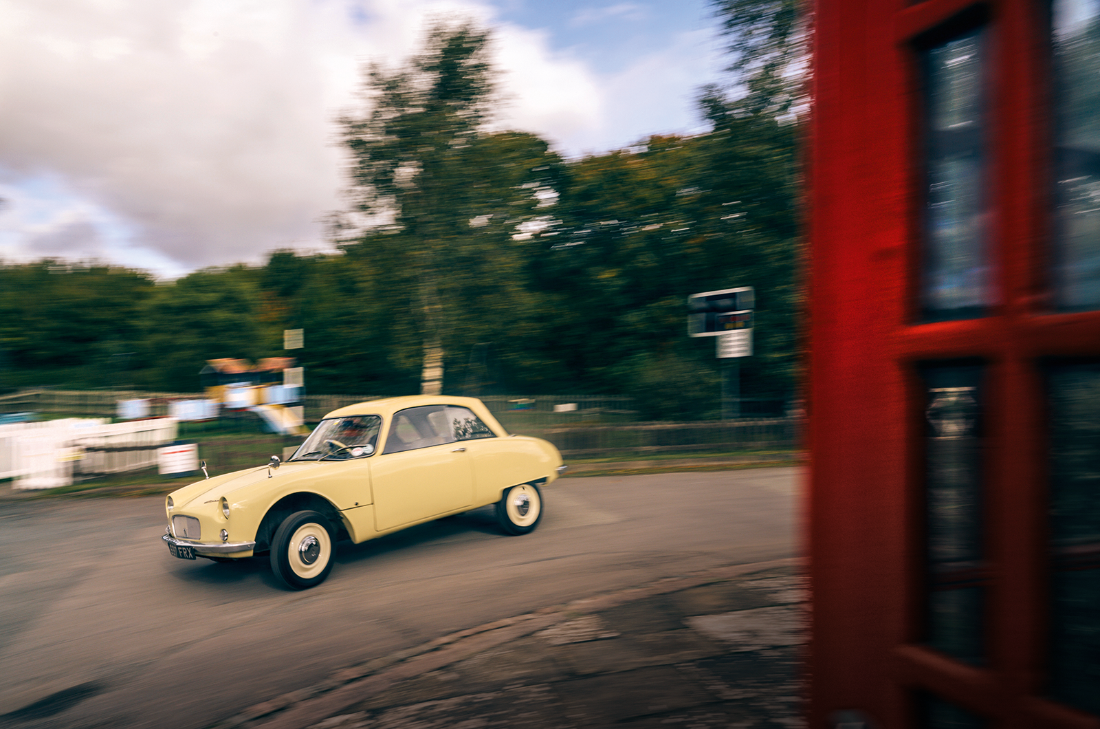 Classic & Sports Car – Wolseley Hornet vs Citroën Bijou: compacts with class