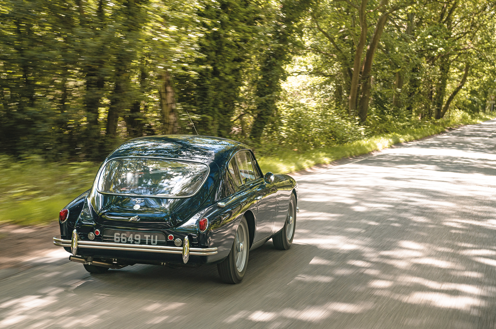 Classic & Sports Car – Life imitates art: AC Aceca vs Aston Martin DB MkIII