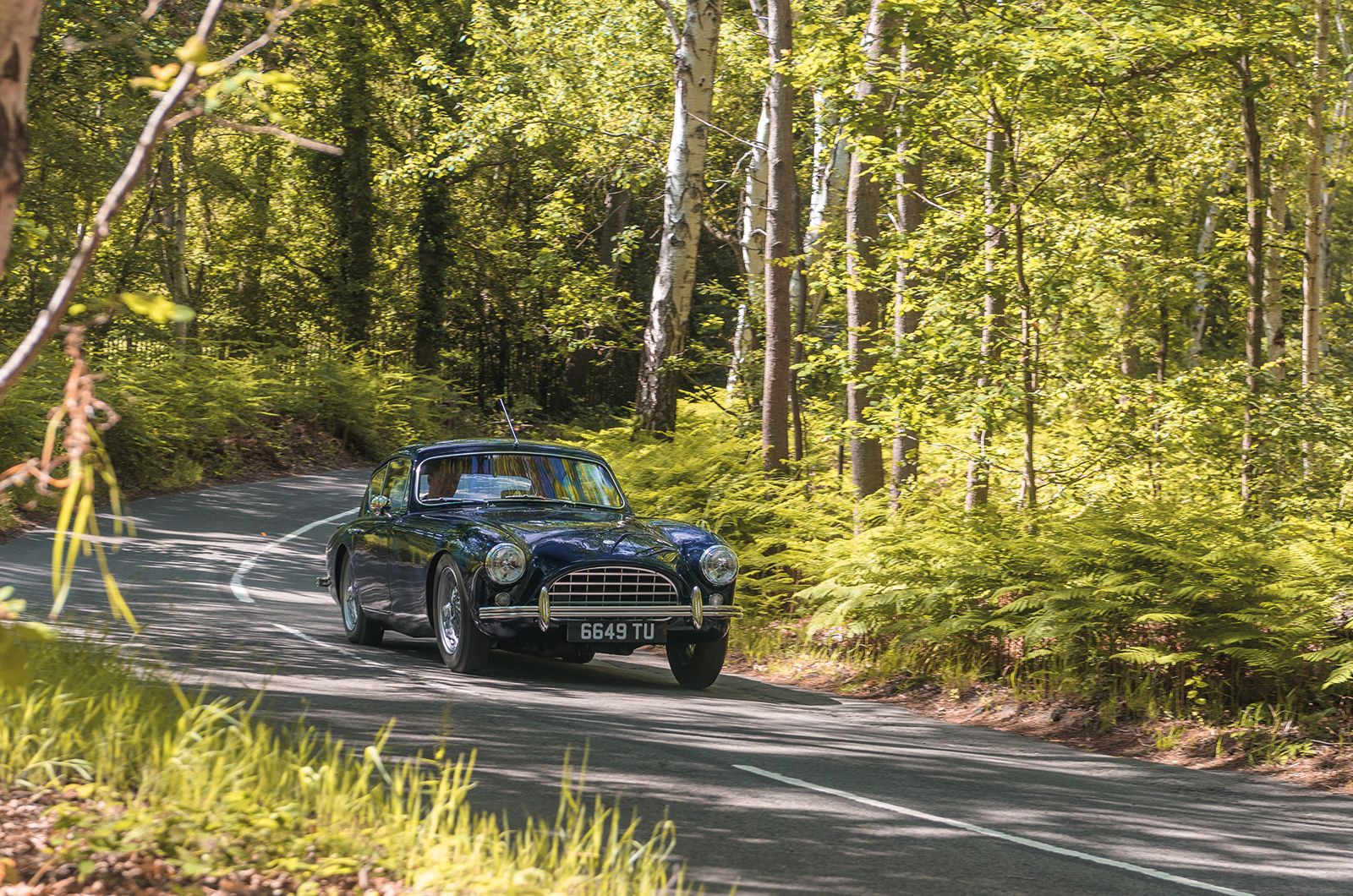 Classic & Sports Car – Life imitates art: AC Aceca vs Aston Martin DB MkIII