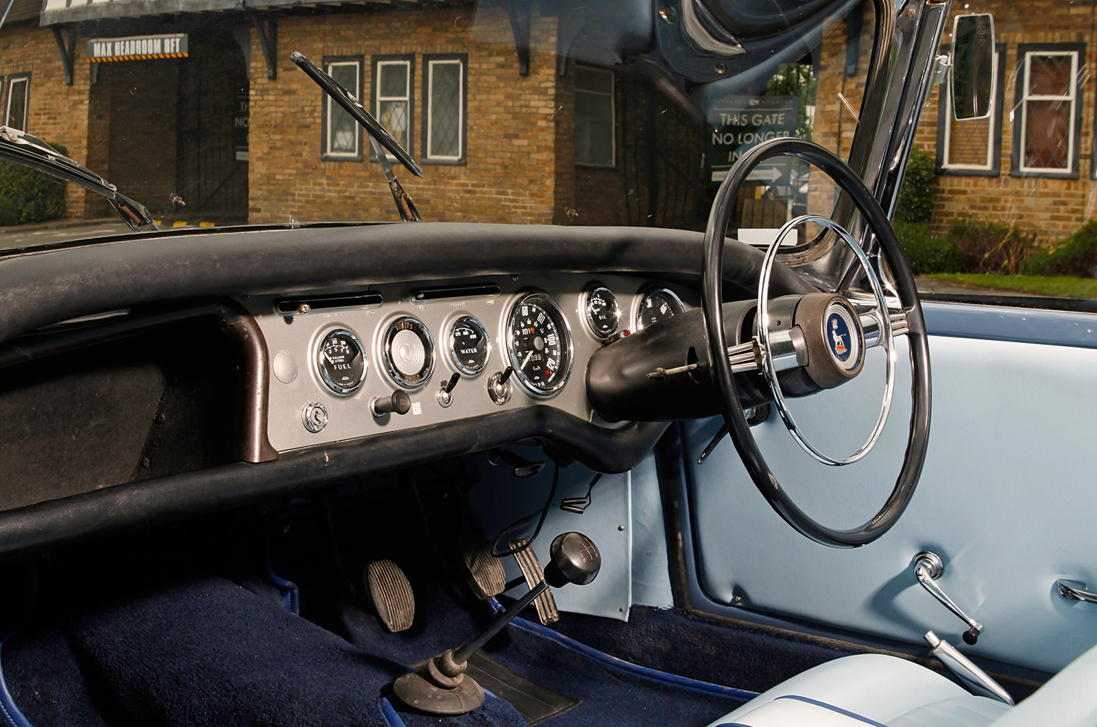 Classic & Sports Car – Driving the original James Bond car, a Sunbeam Alpine