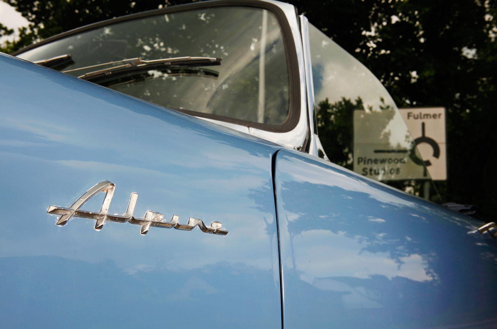 Classic & Sports Car – Driving the original James Bond car, a Sunbeam Alpine