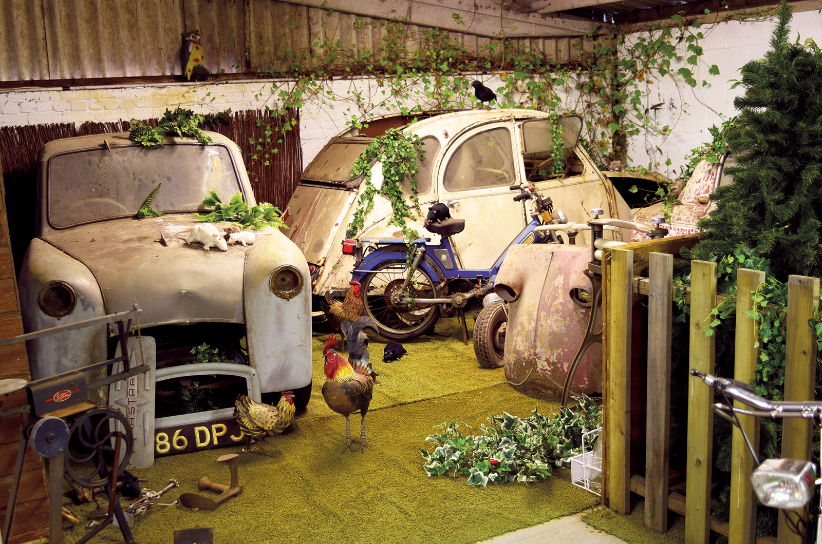 Classic & Sports Car – Classic shrine: The National Bubble and Microcar Museum