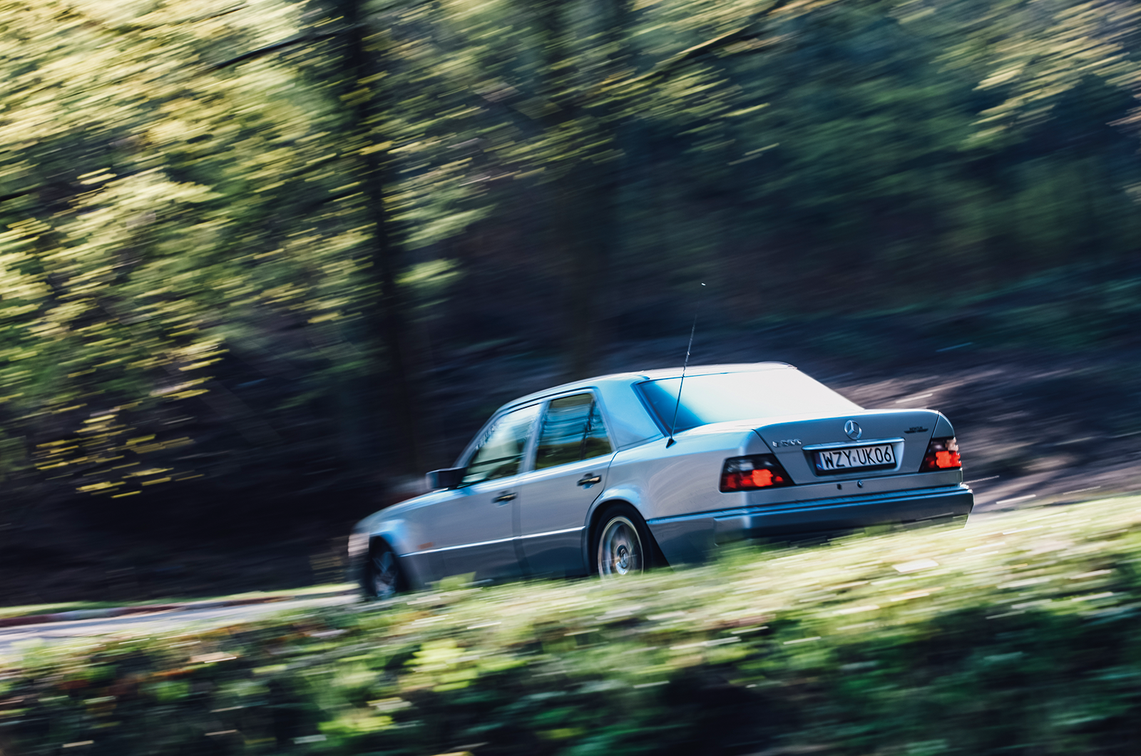 Classic & Sports Car – The best supersaloon you’ve never heard of: Mercedes-Benz E500