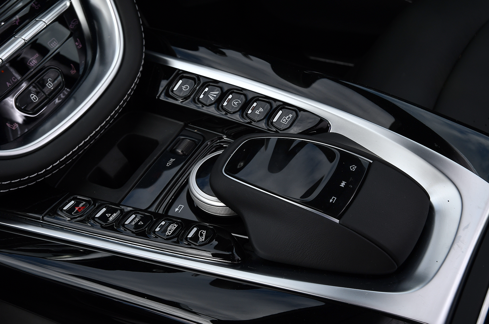 Classic & Sports Car – Future classic: Aston Martin DBX