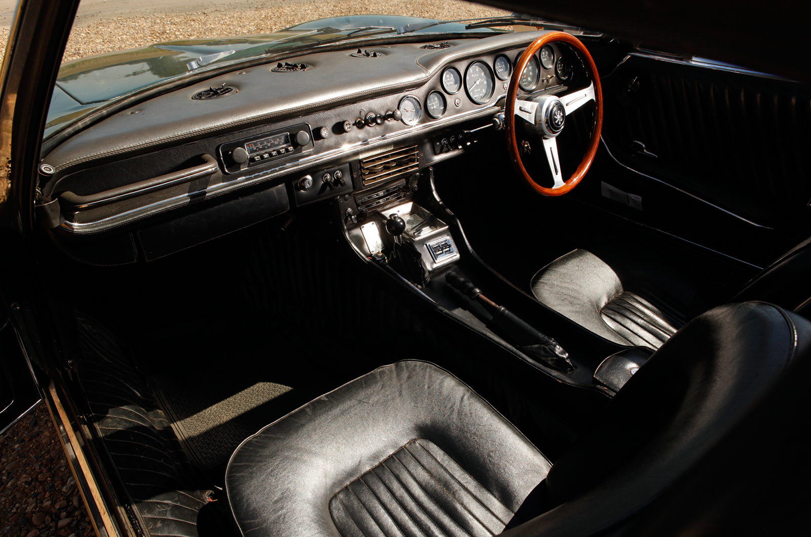 Classic & Sports Car – Iso’s awesome V8 family: Grifo, Rivolta, Lele and Fidia