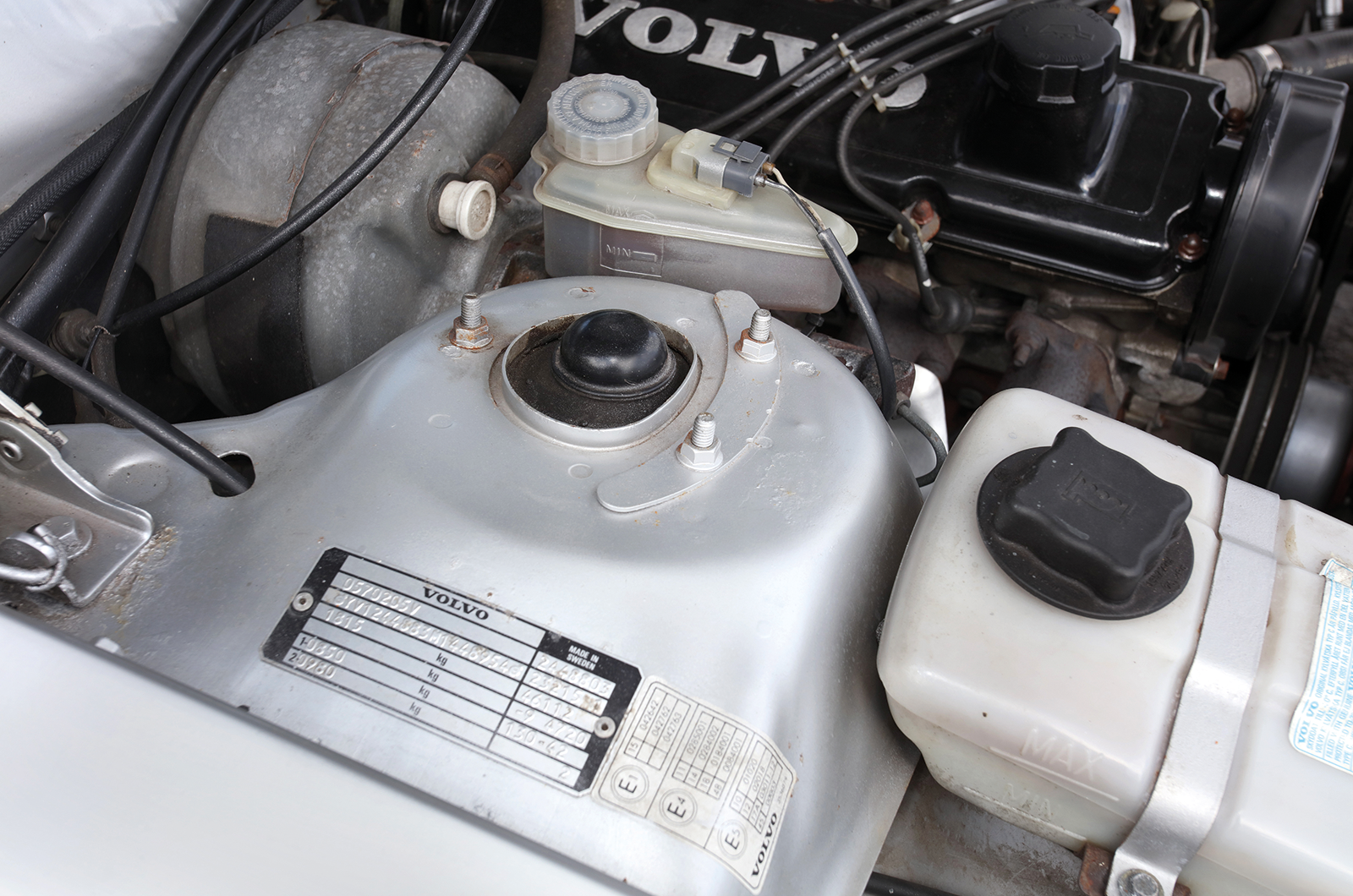 Classic & Sports Car – Buyer’s guide: Volvo 240 series