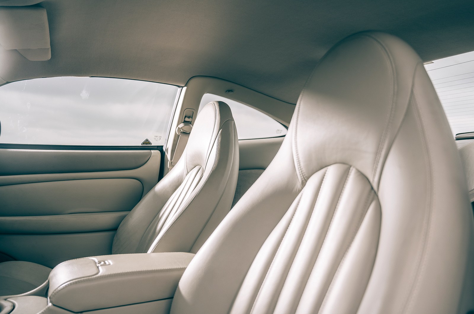 Classic & Sports Car – Big cat rescue: the Jaguar X100 at 25