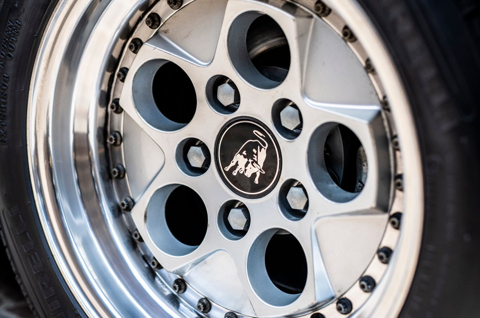 Classic & Sports Car – Out of the ordinary: 50 years of the Lamborghini Countach