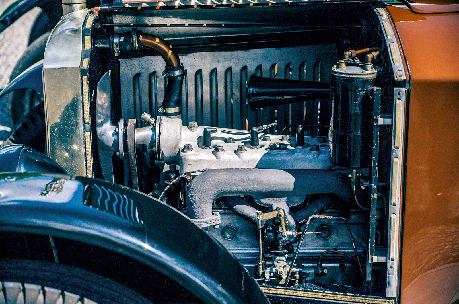 Classic & Sports Car – On the up: Vauxhall vs Sunbeam