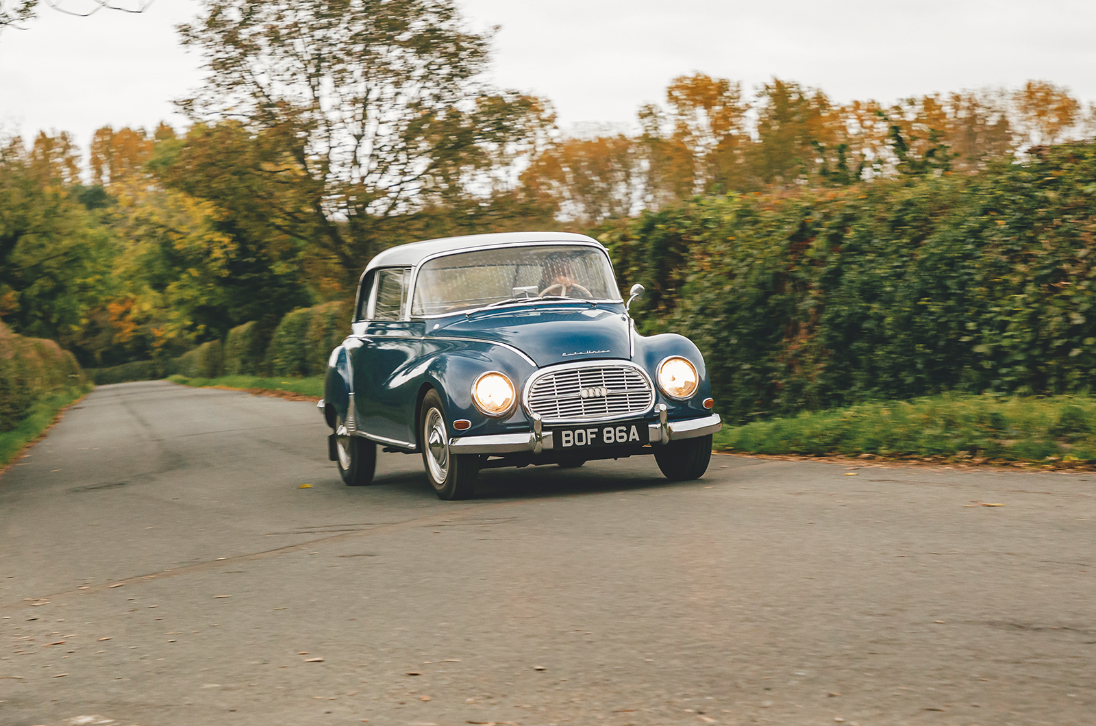 Classic & Sports Car – Compact quality: Neckar Europa vs Lancia Appia vs Auto Union 1000S vs Saab 96