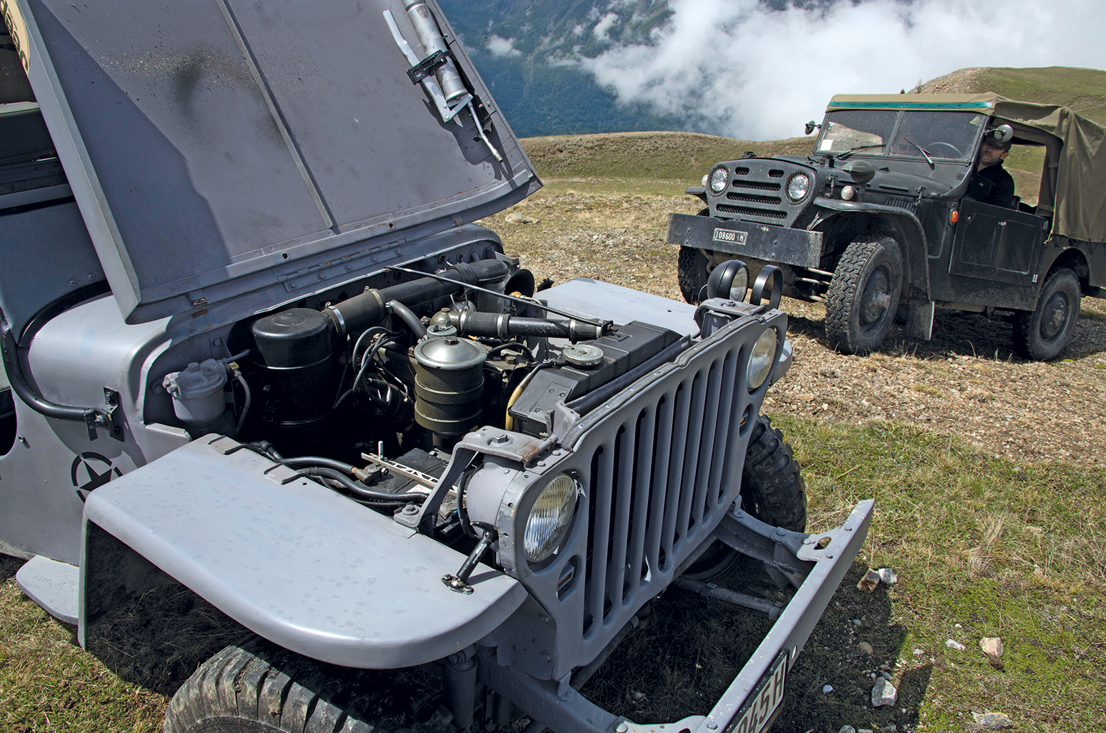 Classic & Sports Car – Alpine trial: Willys MB Jeep vs Alfa Romeo 1900M AR51 vs Fiat 1101 Campagnola