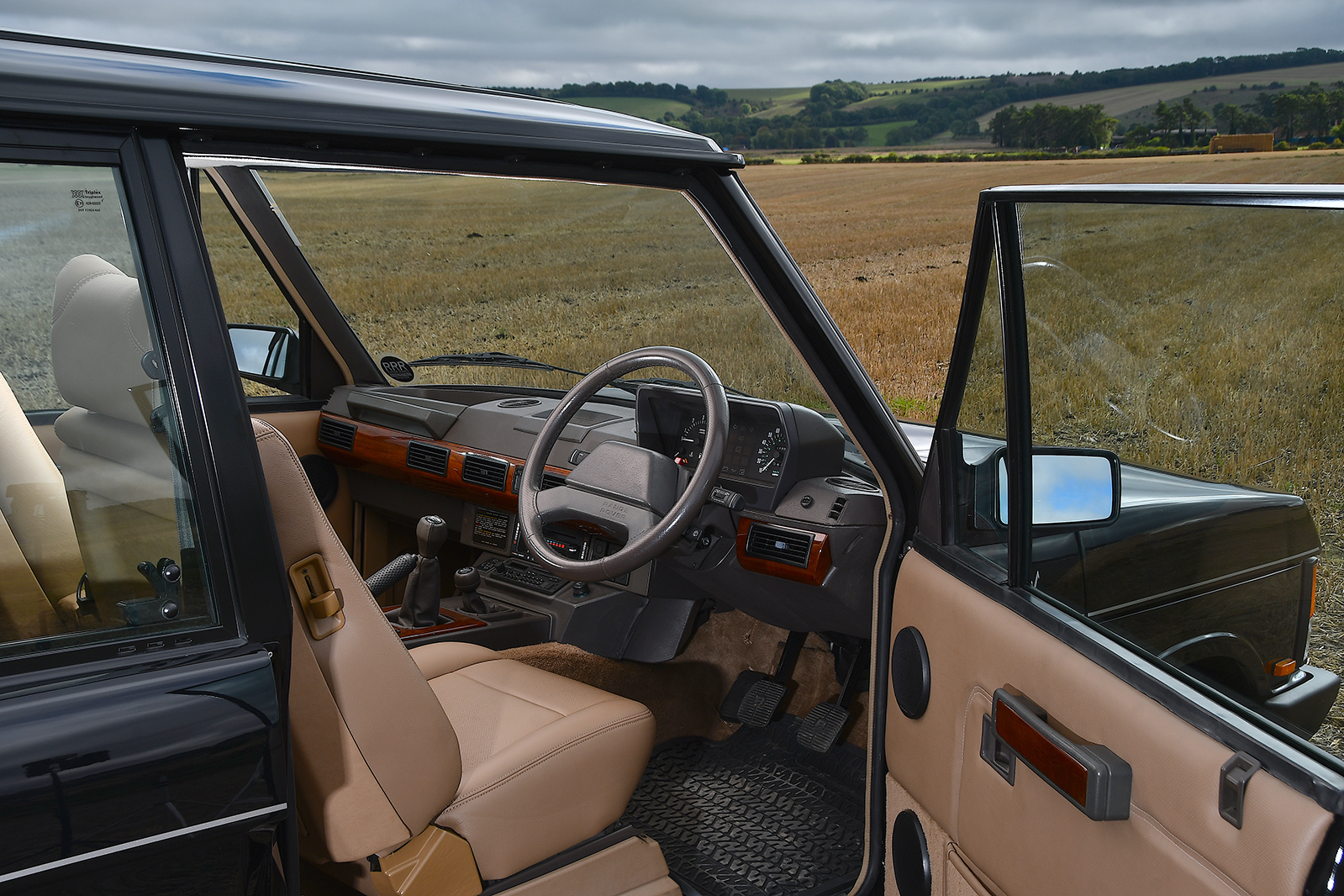Classic & Sports Car –  King of the hill: driving the Range Rover CSK