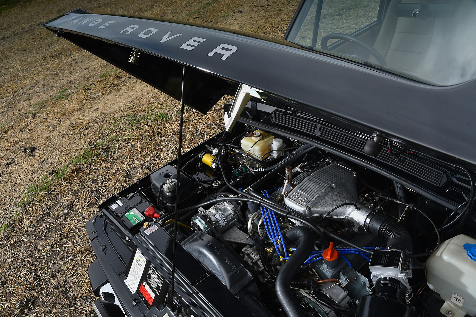 Classic & Sports Car –  King of the hill: driving the Range Rover CSK