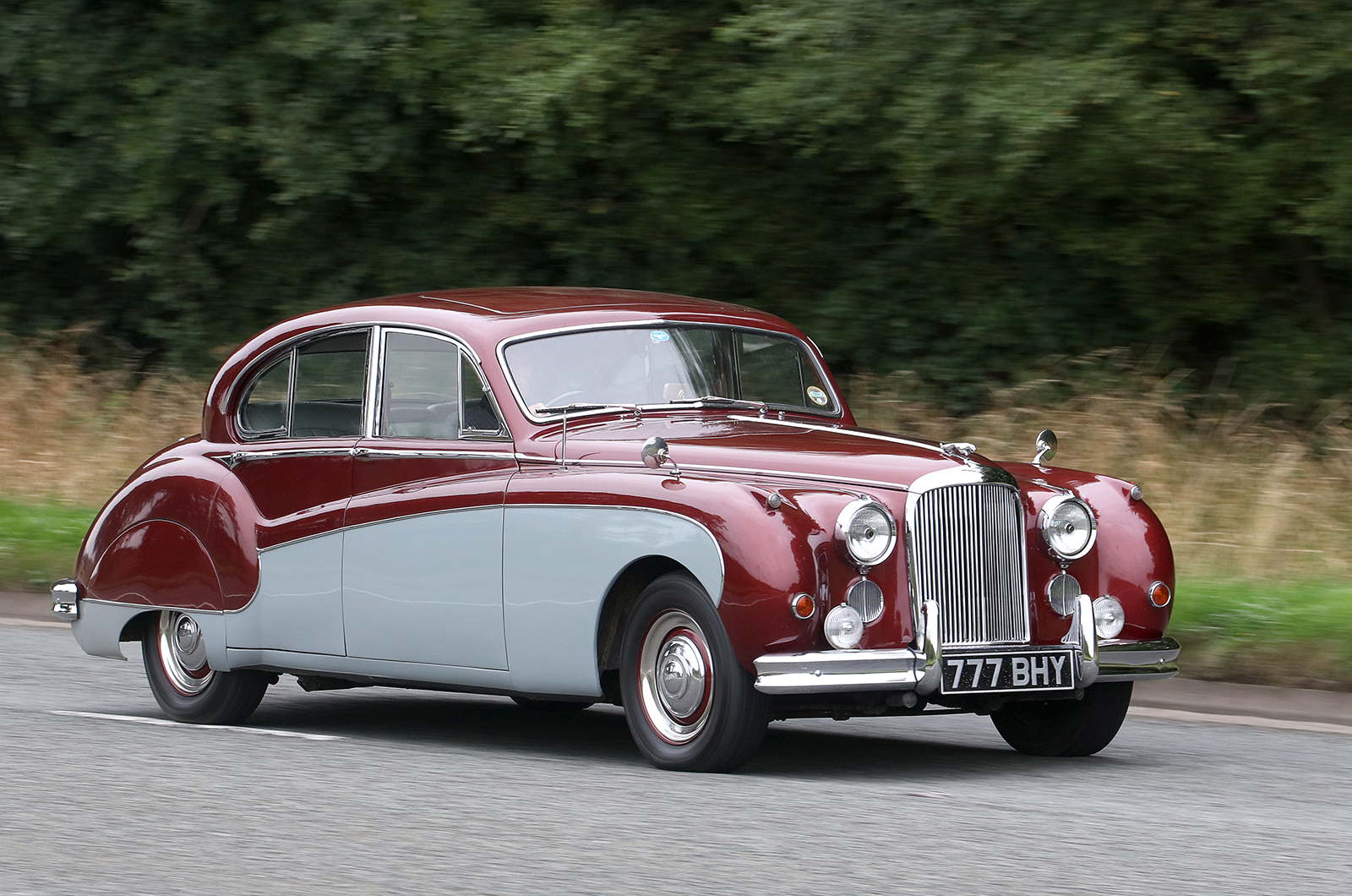 Classic & Sports Car – Buyer’s guide: Jaguar MkVII-MkIX